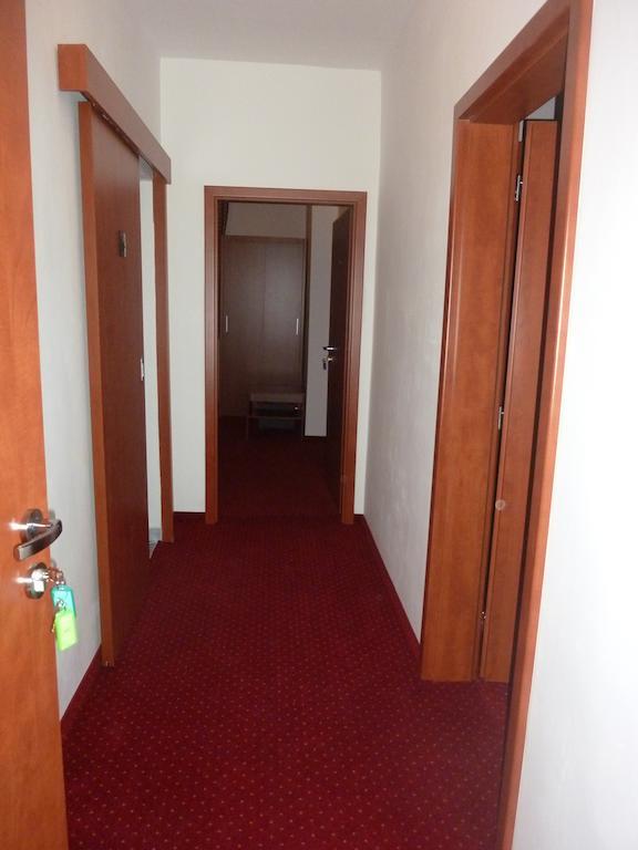 Apartment Karlovy Vary Cameră foto